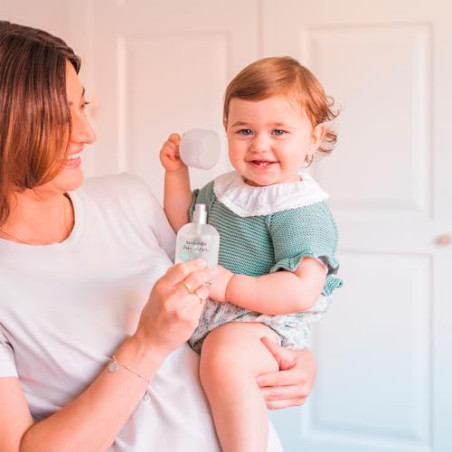 Suavinex, Regalo Baby Cologne 100 ml + Formato Viaje 50 ml + Peluche para Bebé - Colonia Baja en Alcohol para Niños, No Mancha